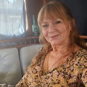 Meet your Posher, Noella